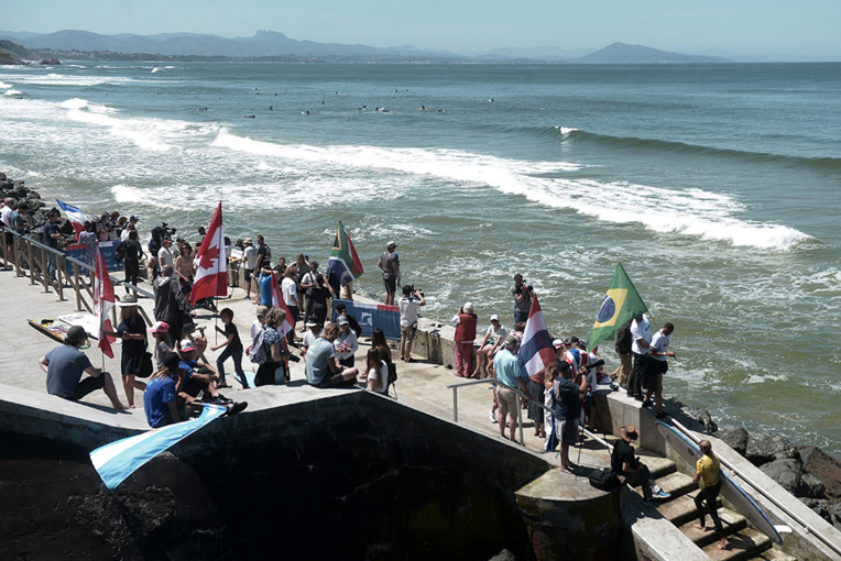 JO-2024: Hossegor et Biarritz, sites de surf concurrents en attendant d'être partenaires ? JO-2024: Hossegor et Biarritz, sites de surf concurrents en attendant d'être partenaires ?