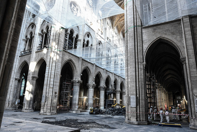 A Notre-Dame, au coeur d'un chantier titanesque, passionnant et sous haute sécurité