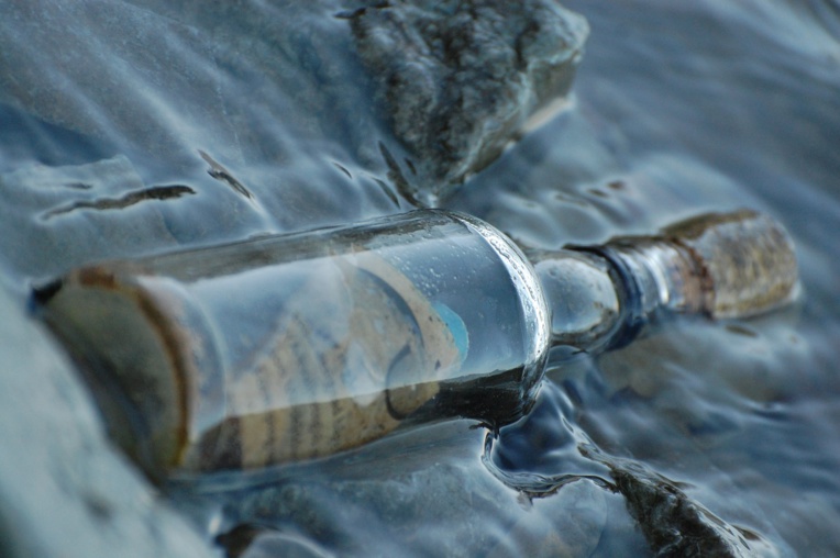 Une bouteille à la mer retrouvée en Australie un demi-siècle après