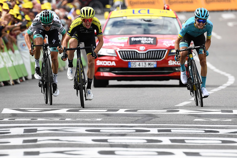 Tour de France: S. Yates gagne l'entame pyrénéenne, Alaphilippe reste en jaune