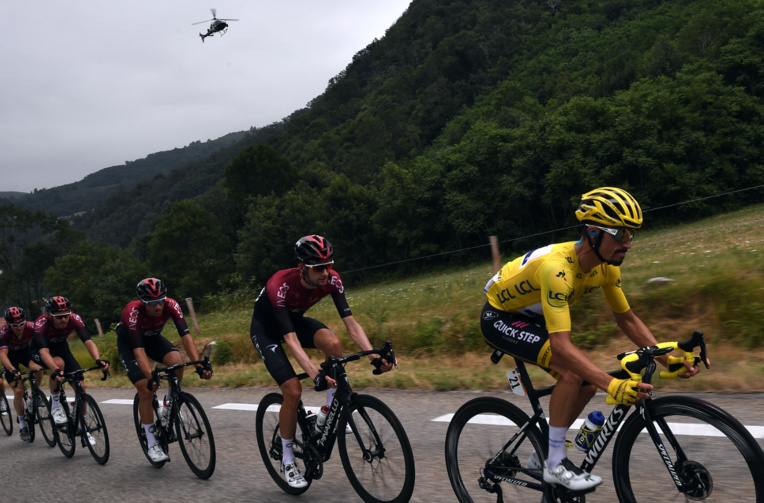 Appelé Le tour ou la grande boucle, le tour de France est un événement sportif né en 1903. Appelé Le tour ou la grande boucle, le tour de France est un événement sportif né en 1903.
