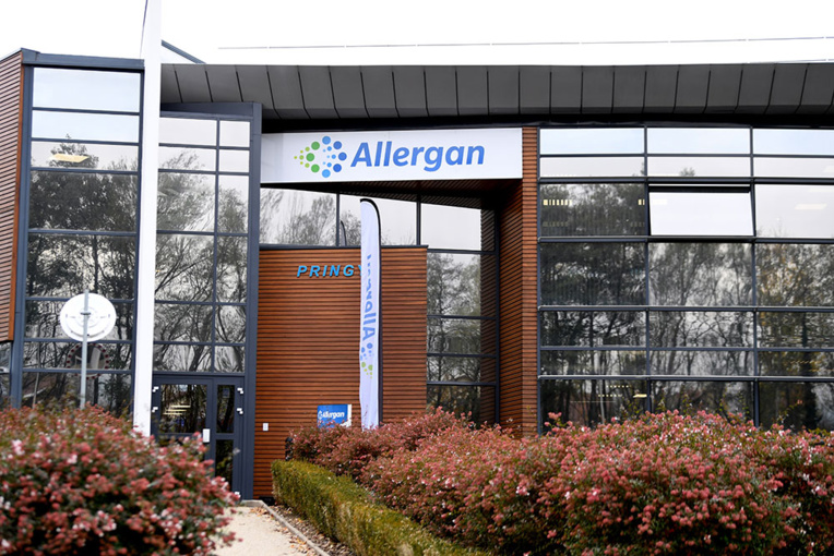 Les Etats-Unis demandent le rappel d'implants mammaires du fabricant Allergan Les Etats-Unis demandent le rappel d'implants mammaires du fabricant Allergan