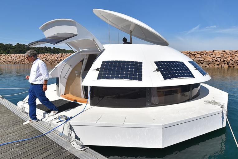 Une soucoupe marine pour habitat, plus près de la nature Une soucoupe marine pour habitat, plus près de la nature