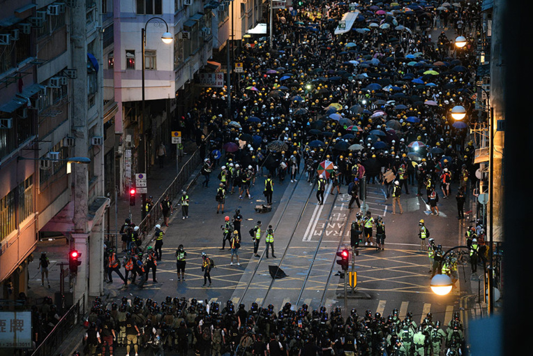 Pékin appelle à rétablir l'ordre à Hong Kong après de nouvelles violences