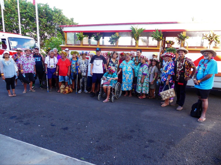 Plus d'un trentaine de matahiapo a pris part à ce tour de l'île. Plus d'un trentaine de matahiapo a pris part à ce tour de l'île.