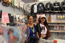 Vaihani et sa fille Leiä. Vaihani et sa fille Leiä.