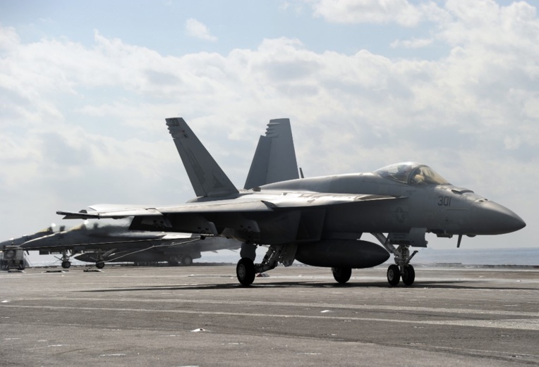 Sept Français blessés dans l'accident d'un avion de chasse en Californie