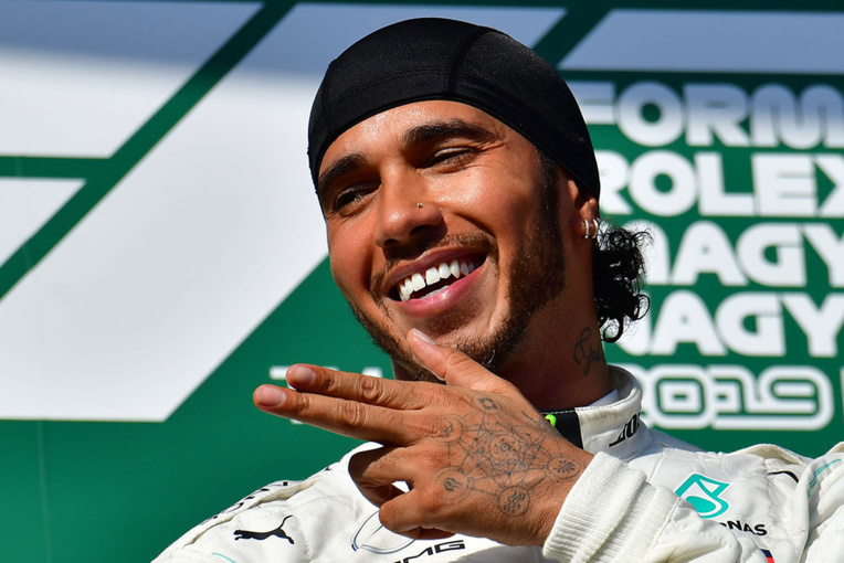 F1: Hamilton gagne en Hongrie sur un coup stratégique F1: Hamilton gagne en Hongrie sur un coup stratégique