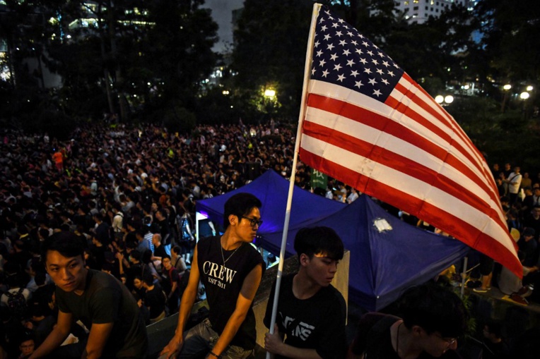 Hong Kong: week-end crucial pour les manifestants après les violences à l'aéroport