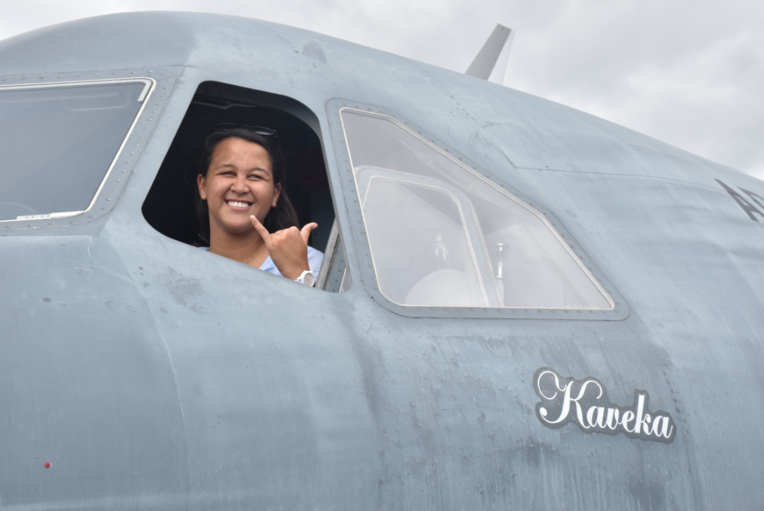 Marama Meha'i va rejoindre l'école de sous-officiers Rochefort. Marama Meha'i va rejoindre l'école de sous-officiers Rochefort.