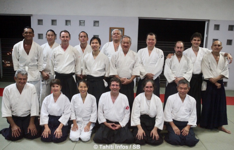 Presqu'une vingtaine de pratiquants ont accueilli le Maître Sylvain Paré Presqu'une vingtaine de pratiquants ont accueilli le Maître Sylvain Paré