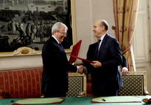 MM. Juppé et Rudd jeudi à Paris : signature d’un accord de partenariat stratégique et point de presse conjoint (Crédit PHOTOS : Ministère des Affaires étrangères et européennes/Mélanie Frey)