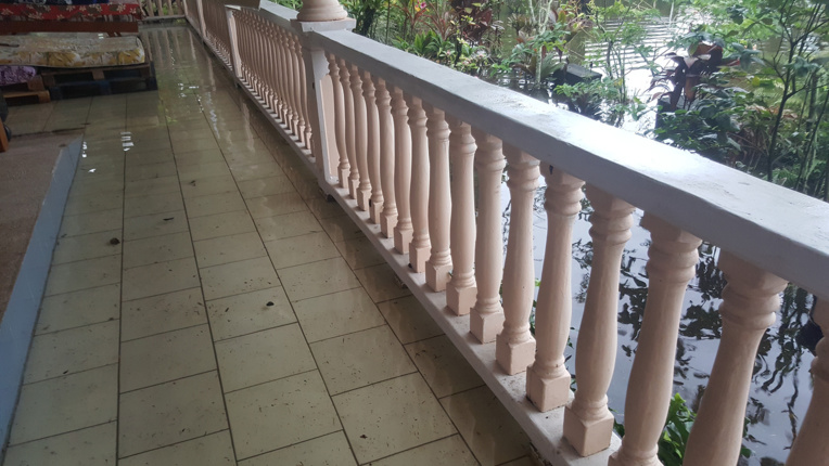 Cinq habitations inondées à Papara Cinq habitations inondées à Papara