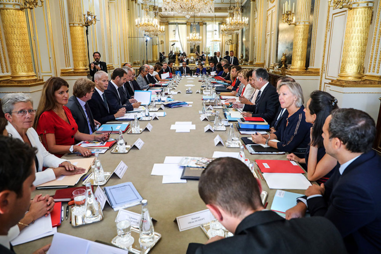 Le gouvernement étoffé réuni en séminaire de rentrée Le gouvernement étoffé réuni en séminaire de rentrée