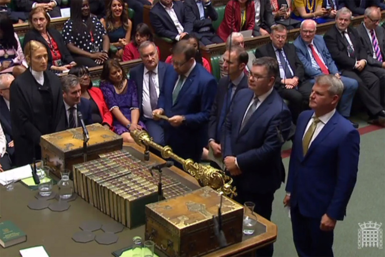 Boris Johnson prépare des élections anticipées après une défaite au Parlement Boris Johnson prépare des élections anticipées après une défaite au Parlement