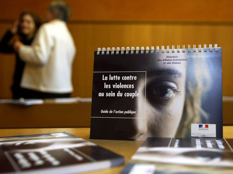 Violences conjugales: Schiappa annonce un Grenelle spécifique pour les Outre-mer Violences conjugales: Schiappa annonce un Grenelle spécifique pour les Outre-mer