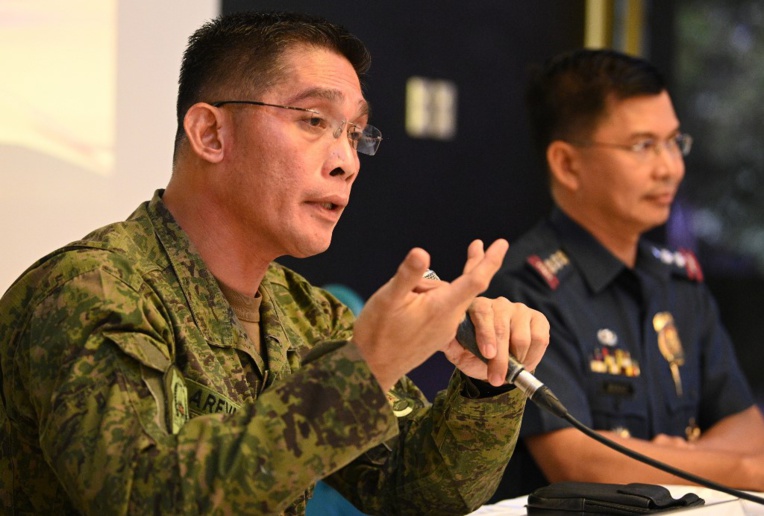 Venue arrêter quatre suspects, la police philippine repart avec 277 Chinois