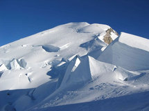 Solutions "pérennes" pour la poche d'eau sous un glacier du Mont-Blanc