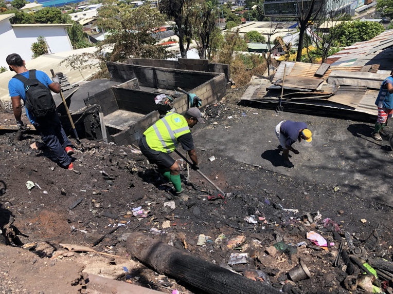 Les services techniques de la commune de Faa'a ont dégagé hier les derniers débris.