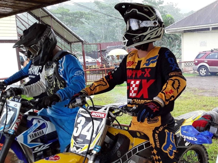 Ariihau Larsos termine 3ème de la journée Ariihau Larsos termine 3ème de la journée