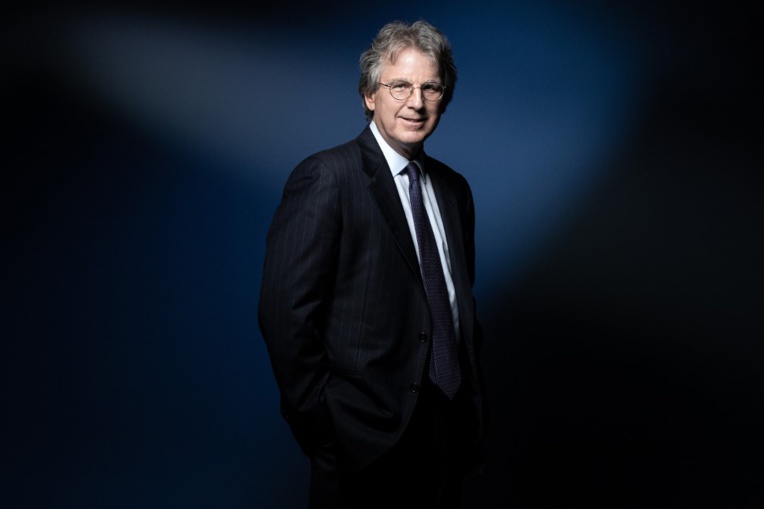 Un ancien investisseur de Facebook alerte sur le "côté sombre" du réseau social