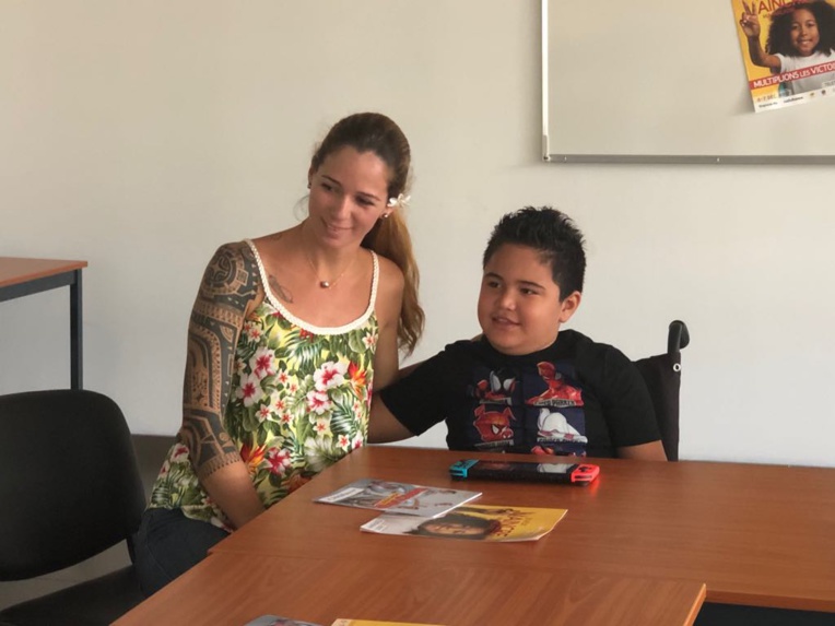 Le petit Ra'i et sa maman.