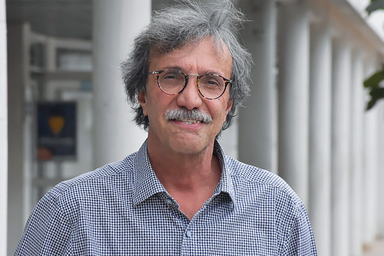 « C’est en raison de son lien d’amitié avec Gaston Flosse que Jacques Chirac a été généreux avec la Polynésie » « C’est en raison de son lien d’amitié avec Gaston Flosse que Jacques Chirac a été généreux avec la Polynésie »