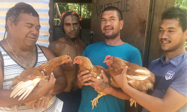 Germain en compagnie de Raymond, Patrick et Carl. Germain en compagnie de Raymond, Patrick et Carl.