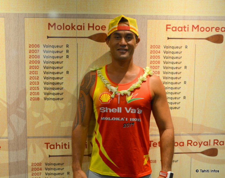 Le nouveau maillot de Shell pour aller chercher un titre en plus à la Moloka'i Hoe
