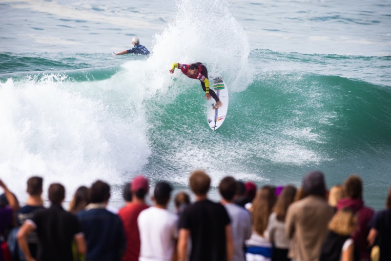 Hossegor : Bourez qualifié pour le round 4 Hossegor : Bourez qualifié pour le round 4