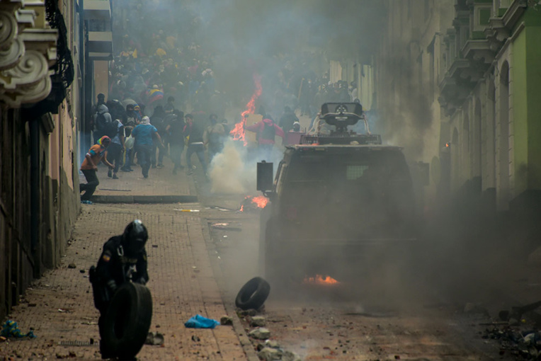 Equateur: manifestation et contre-manifestation sur le prix de l'essence