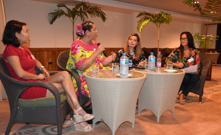 Les femmes réseautent au Tahiti Women's Forum Les femmes réseautent au Tahiti Women's Forum