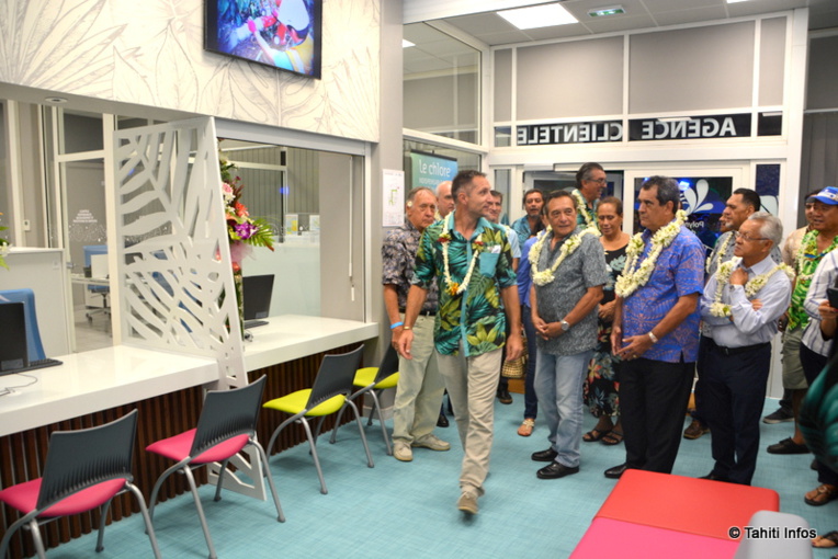 Les quatre maires des communes qui confient la gestion du service public de l'eau à la Polynésienne des Eaux étaient présents à l'inauguration du nouveau siège et de ses outils high tech.