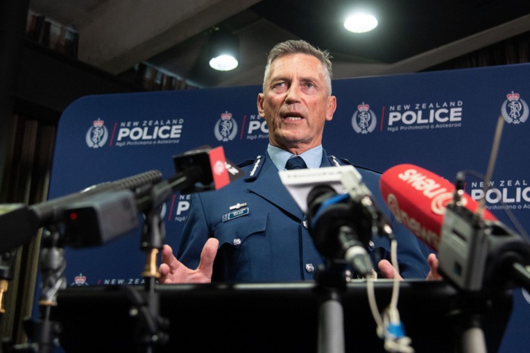 Carnage des mosquées: la police néo-zélandaise teste des patrouilles armées