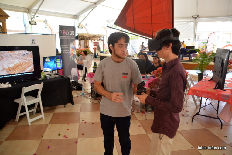 L'école du jeu vidéo Studio Poly 3D, avec son partenaire canadien Ubisoft, a connu un beau succès en présentant les jeux créés par les élèves et la réalité virtuelle. L'école du jeu vidéo Studio Poly 3D, avec son partenaire canadien Ubisoft, a connu un beau succès en présentant les jeux créés par les élèves et la réalité virtuelle.