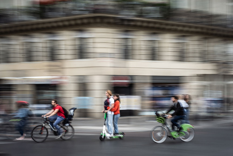 Un mort et un blessé dans un accident de trottinette électrique à Bordeaux Un mort et un blessé dans un accident de trottinette électrique à Bordeaux