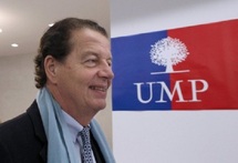 Dominique Perben somme François Hollande à se prononcer sur l'indépendance de la Polynésie