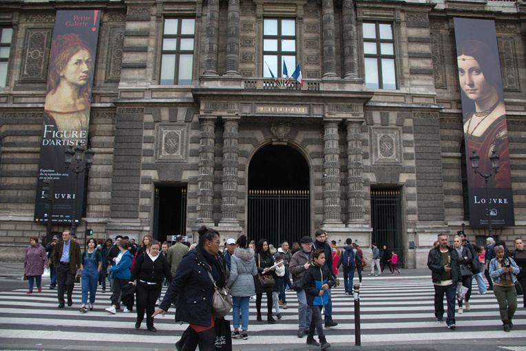 La grande rétrospective Léonard de Vinci s'ouvre au Louvre