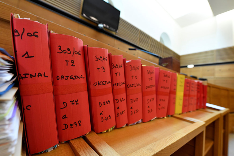 "Epidémie" d'absences chez les témoins au procès Chossat, le repenti" corse "Epidémie" d'absences chez les témoins au procès Chossat, le repenti" corse