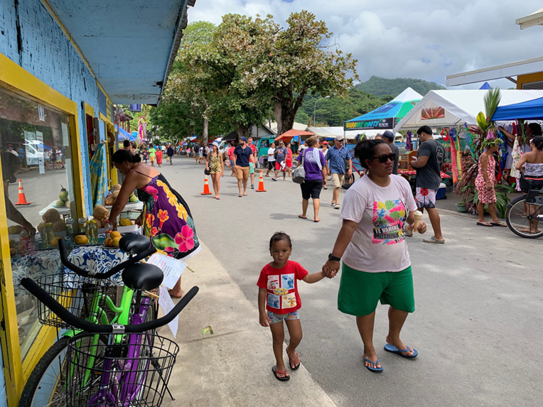 ​La Hawaiki Nui débarque doucement à Huahine