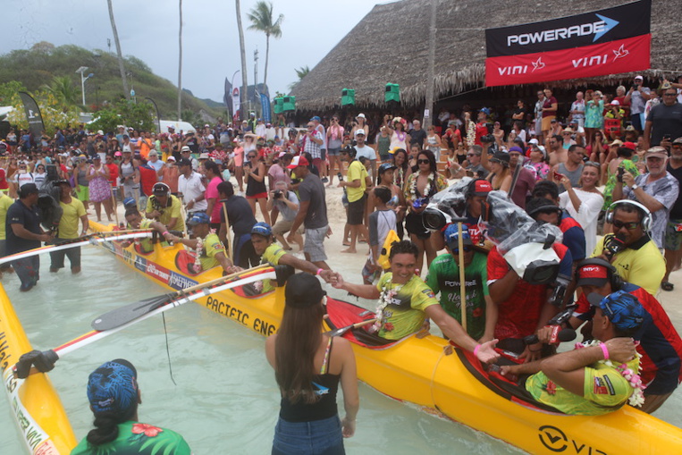 Shell va’a s’offre sa huitième Hawaiki Nui Shell va’a s’offre sa huitième Hawaiki Nui