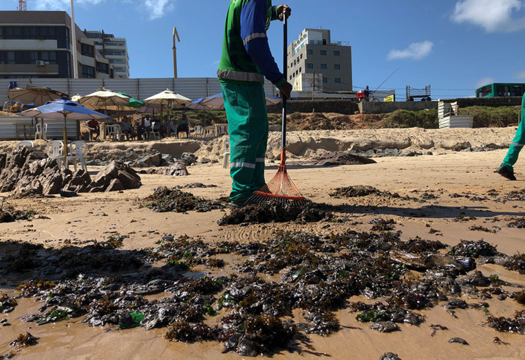 Marée noire au Brésil: le tanker grec suspecté par Rio nie toute implication Marée noire au Brésil: le tanker grec suspecté par Rio nie toute implication