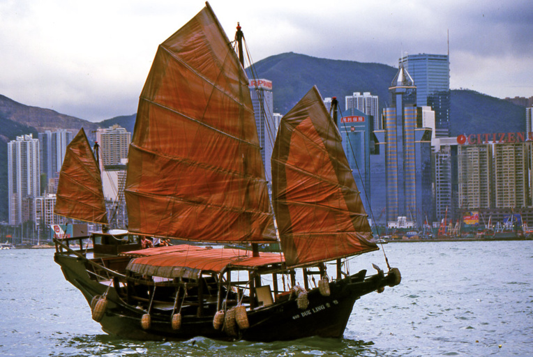 Hong-Kong demeure aujourd’hui la première place mondiale pour négocier du jade finement travaillé.