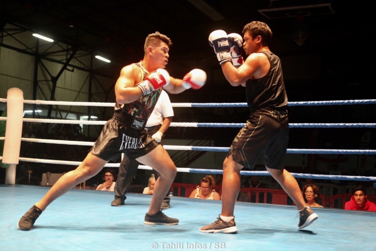 Panihau Kapikura, à droite, a pu s'imposer aux points face à un Fabrice Liard plus que coriace Panihau Kapikura, à droite, a pu s'imposer aux points face à un Fabrice Liard plus que coriace