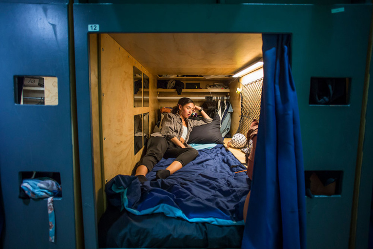 Dormir dans des "capsules", une réponse à la crise du logement à Los Angeles Dormir dans des "capsules", une réponse à la crise du logement à Los Angeles