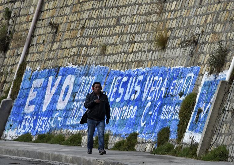 Bolivie: Morales dans un avion pour le Mexique Bolivie: Morales dans un avion pour le Mexique