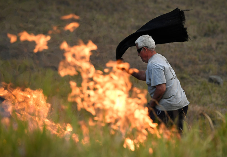 Incendies en Australie: quatre morts, selon un dernier bilan Incendies en Australie: quatre morts, selon un dernier bilan