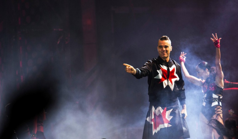 Robbie Williams enrôlé pour Miss France 2020 Robbie Williams enrôlé pour Miss France 2020