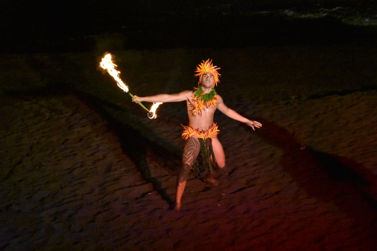 Tamatea Ondicolberry, 2ème Challenger, a littéralement mis le feu lors de son talent show.