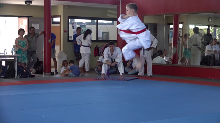 Flores et Laugrost brillent en karaté Flores et Laugrost brillent en karaté